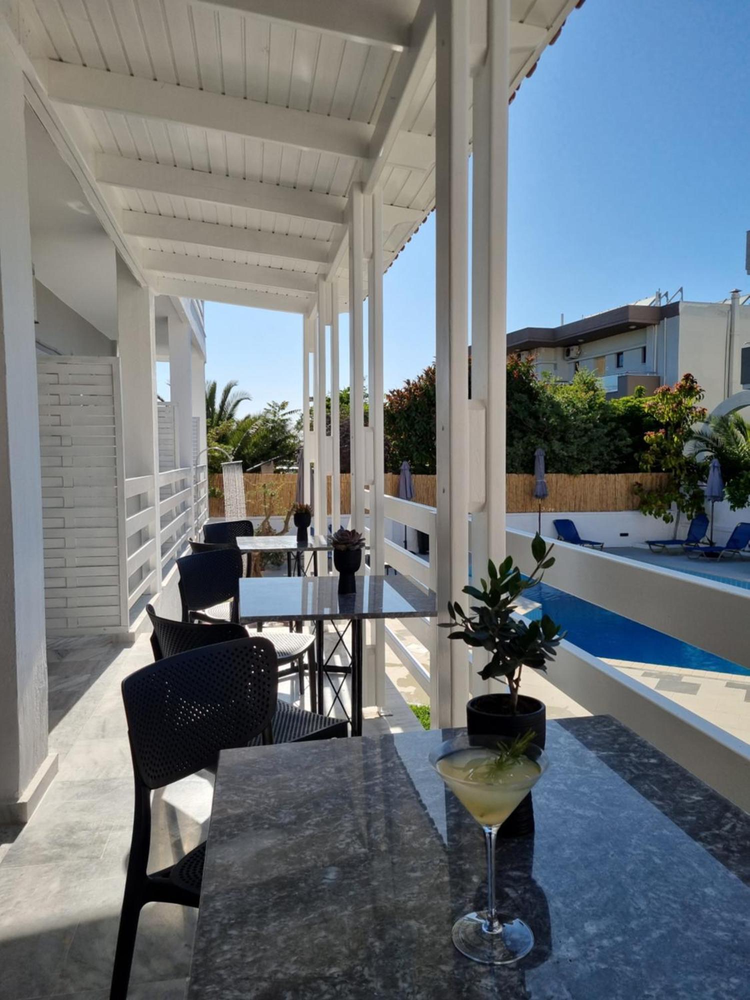 Eloque Simple Living Space Kato Daratso Bagian luar foto